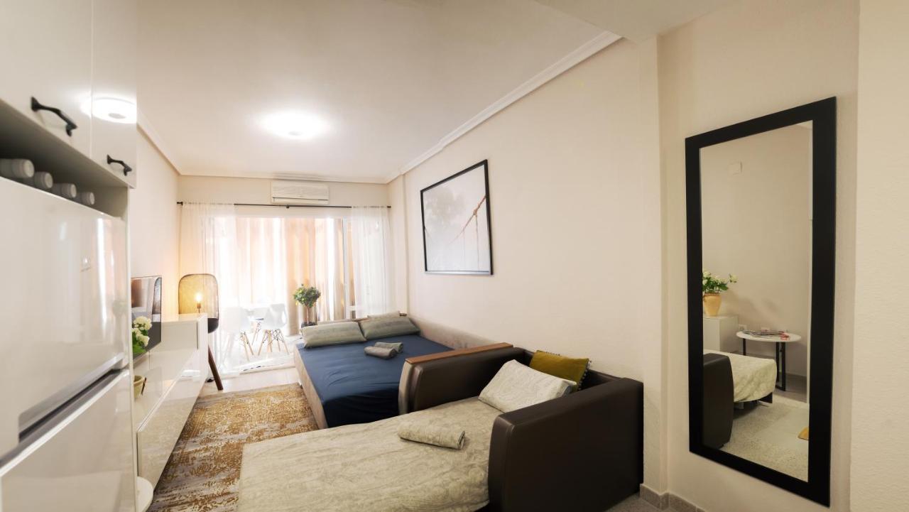 Holiday Studio Jardin Playa Torrevieja Exteriér fotografie